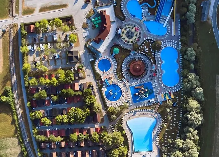 Aqualuna Petrov Brlog Сasa de vacaciones Podčetrtek